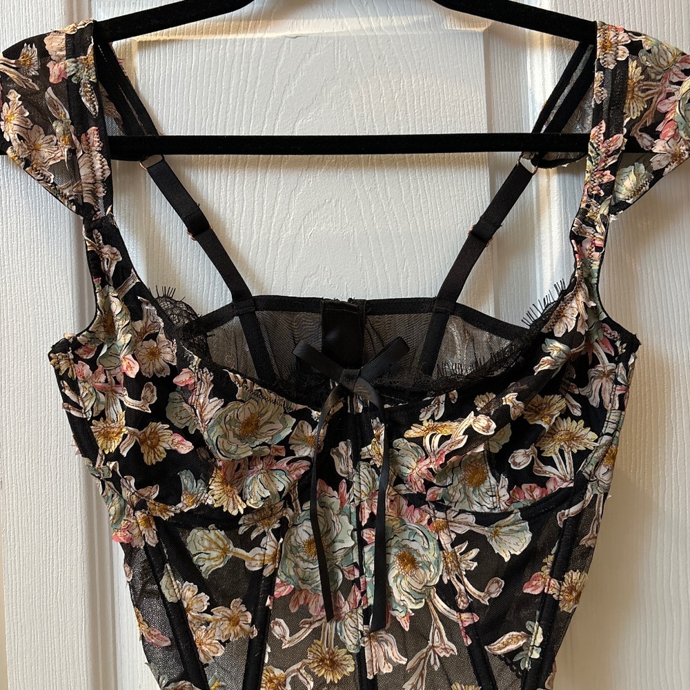 NWT Victoria’s Secret bra top